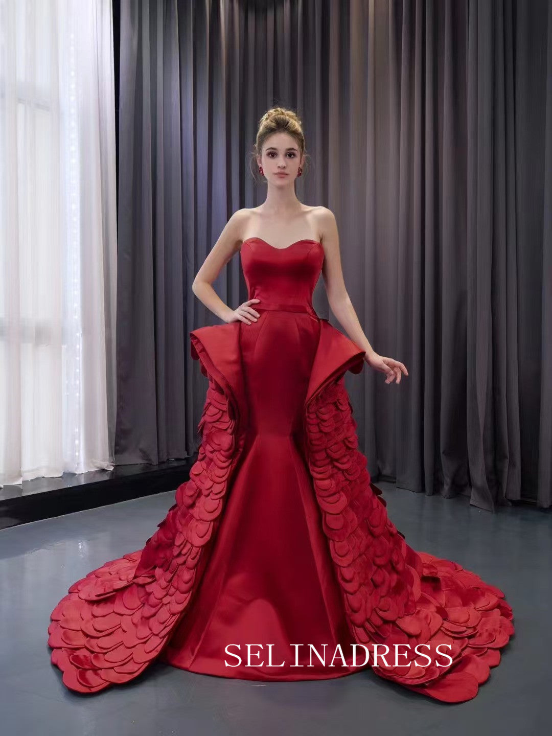 Luxury Red Mermaid Long Formal Dresses Overskirt Evening Dress 241096 SELINADRESS Luxury Red Mermaid Long Formal Dresses Overskirt Evening Dress 241096 SELINADRESS