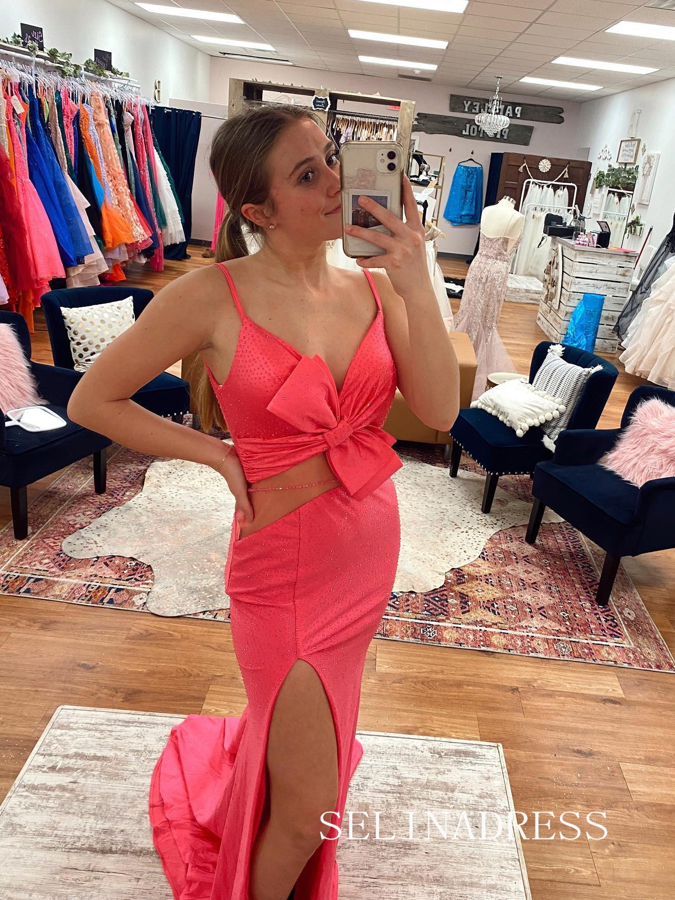 Chic Mermaid Pink Long Prom Dresses Elegant Long Evening Gowns With High Split CRN049|Selinadress