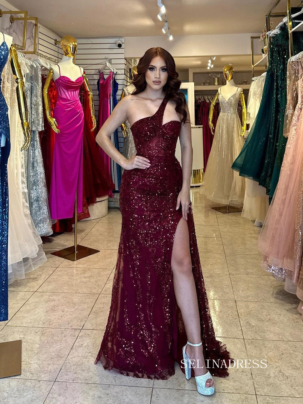 Chic Sheath/Column One Shoulder Burguany Long Prom Dresses Elegant Sequins Evening Dress sew03349|Selinadress