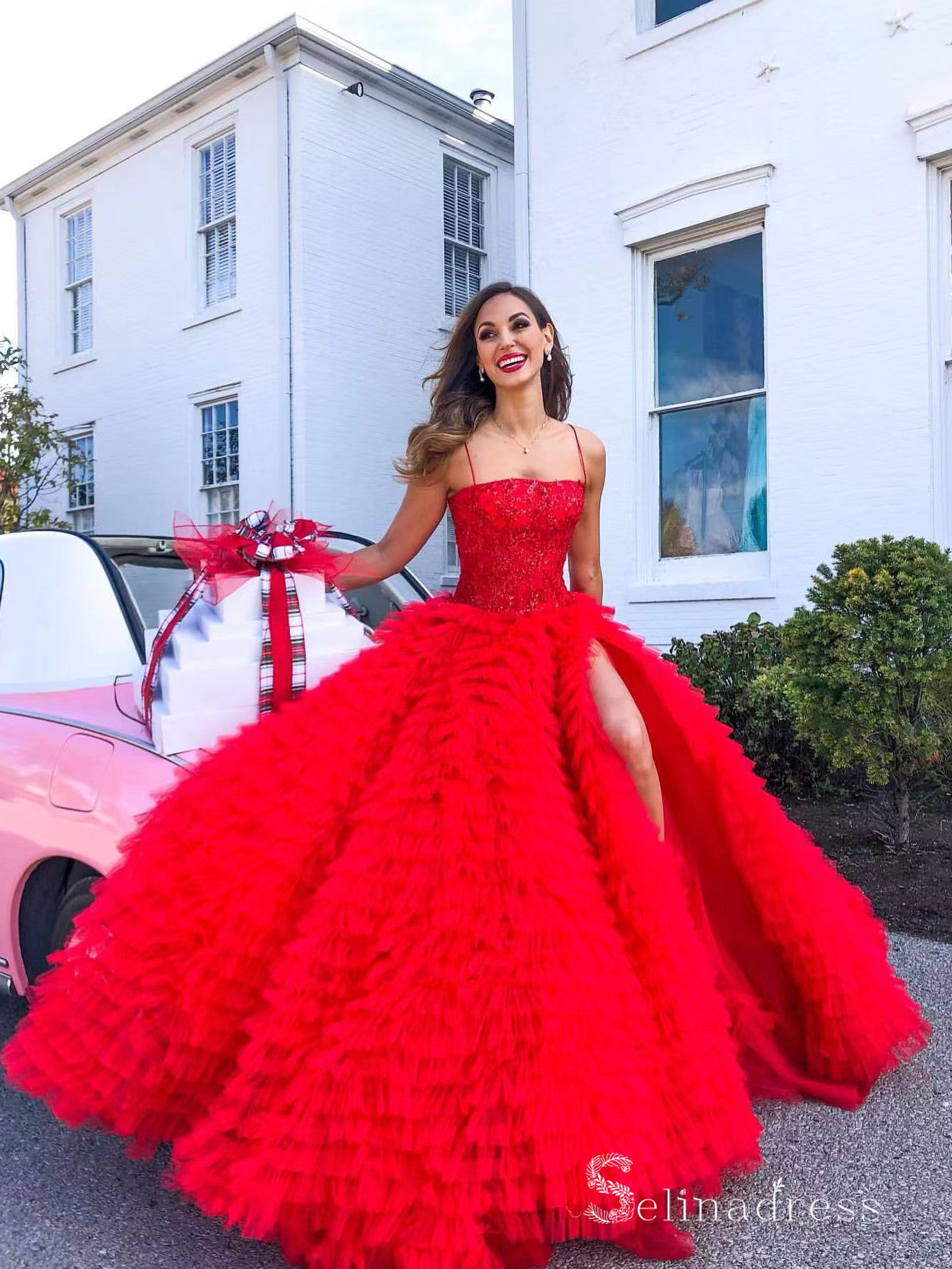 Chic Ball Gown Spaghetti Straps Red Lace Long Prom Dresses Evening Dresses MLH2017|Selinadress