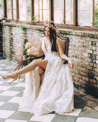 Spaghetti Straps Backless Rustic Wedding Dress With Split Sexy Lace Bridal Gowns SEW074