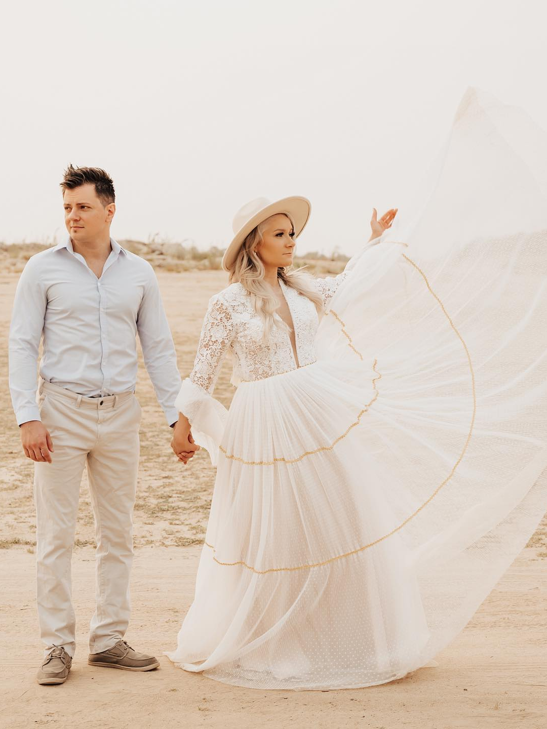 A-line Boho Lace Wedding Dresses Long Sleeve Rustic Wedding Gown Bridal Dress JKSS513|Selinadress