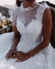 Chic A-line High neck Lace Wedding Dresses Rustic Vintage Wedding Gowns Princess MLK0498|Selinadress