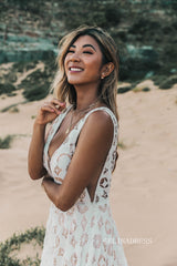 Chic A-line V neck Cheap Wedding Dress Rustic Boho Wedding Gowns MLS055|Selinadress