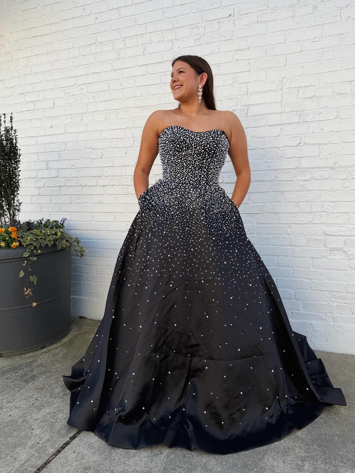 Black Sweetheart Long Prom Dresses With Beads Satin Evening Dresses SKL002|Selinadress