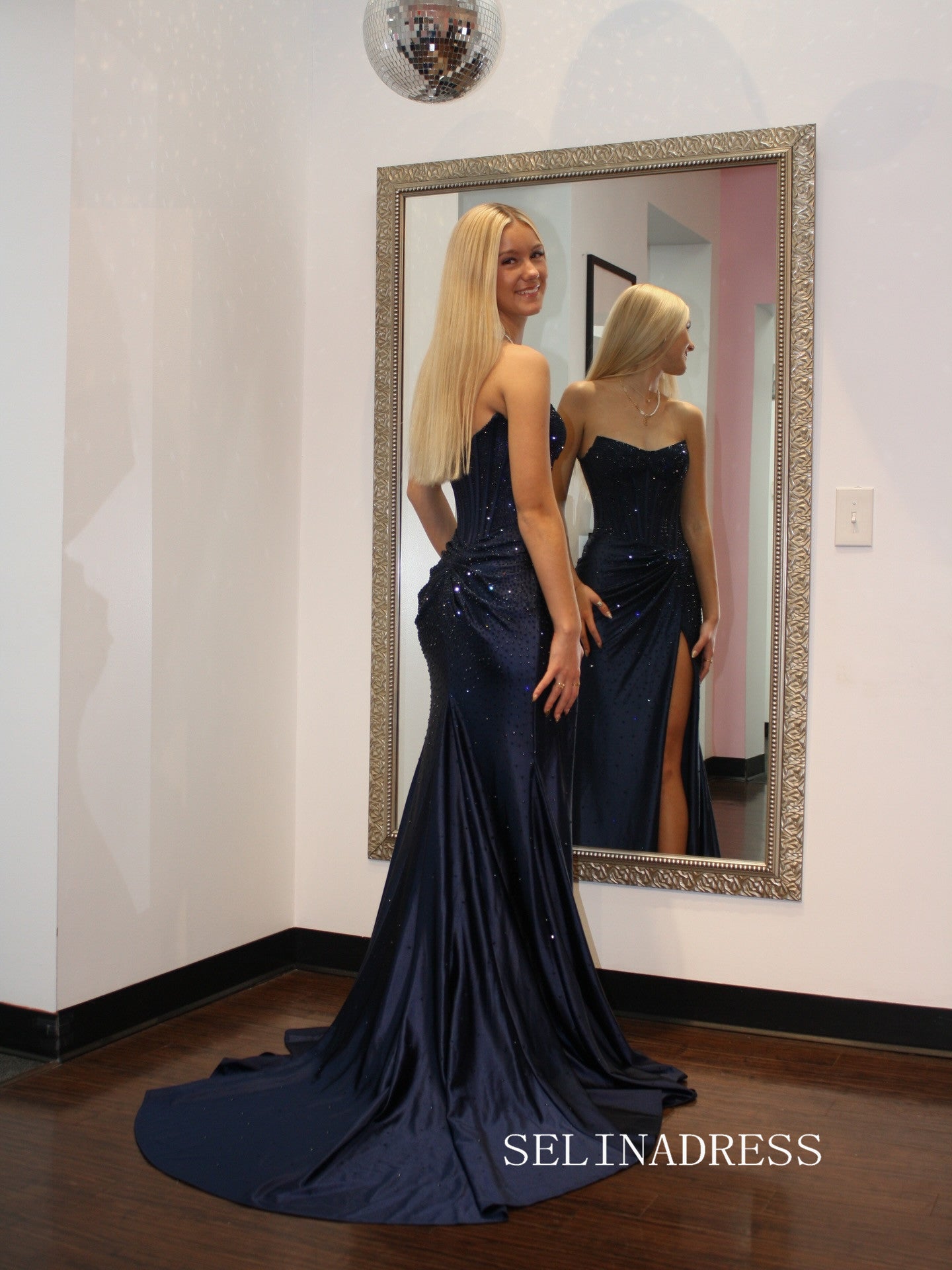 Sheath/Column V neck Sparkly Black Long Prom Dresses Hot Stones Evening Dresses SEA294|Selinadress