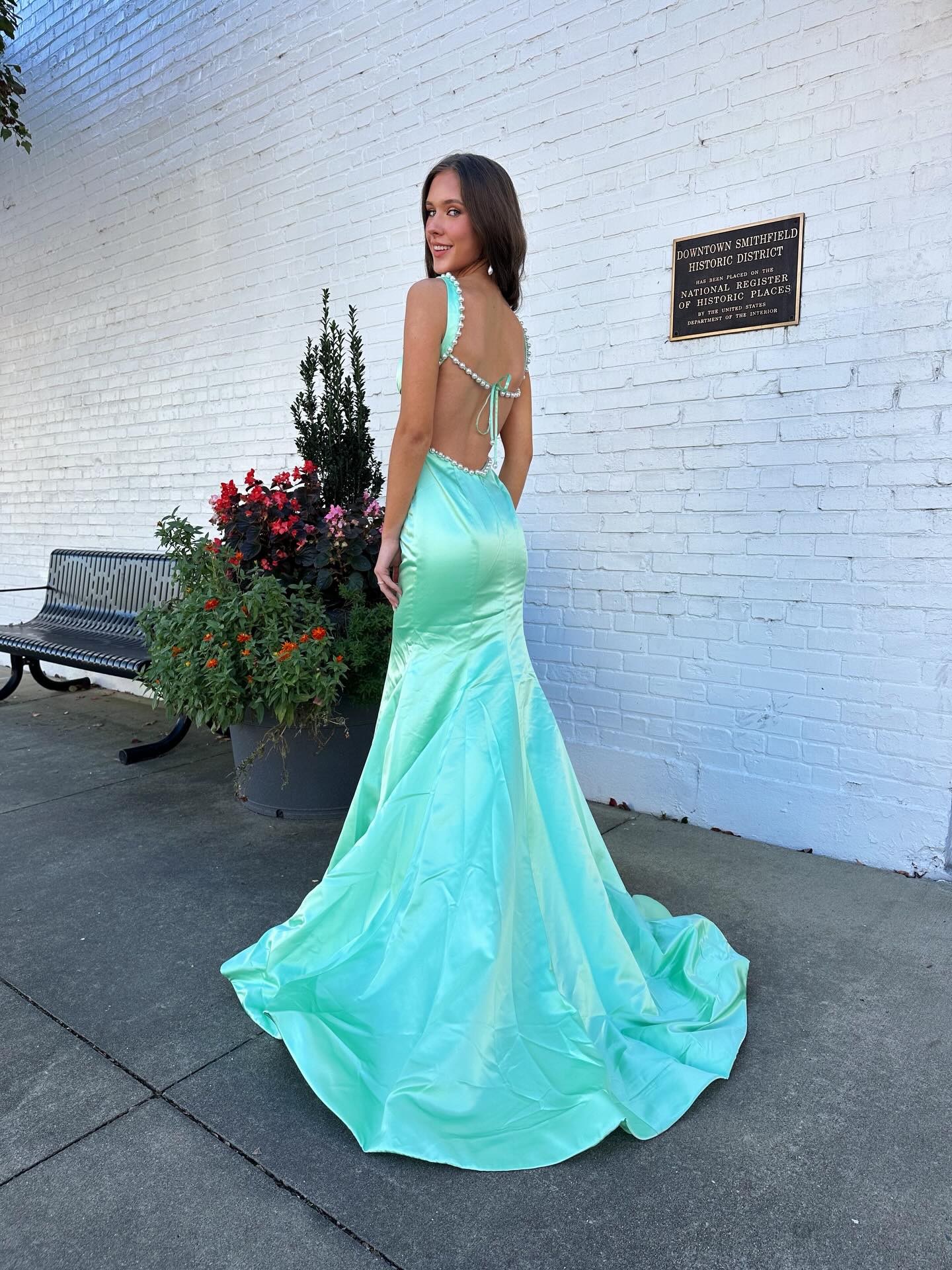 Green Satin Prom Gown Mermaid Silhouette and Beaded Straps Evening Dresses SKL006|Selinadress