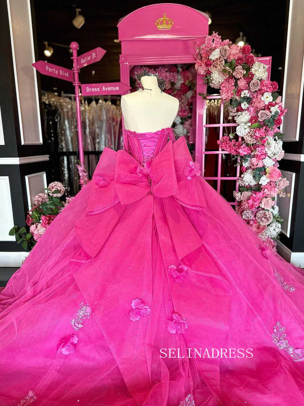 custom princess dresses Cape Sleeve Princess Dresses Feather Flower Girl Dress with Bow Embroidery Gowns Pink / 130 cm