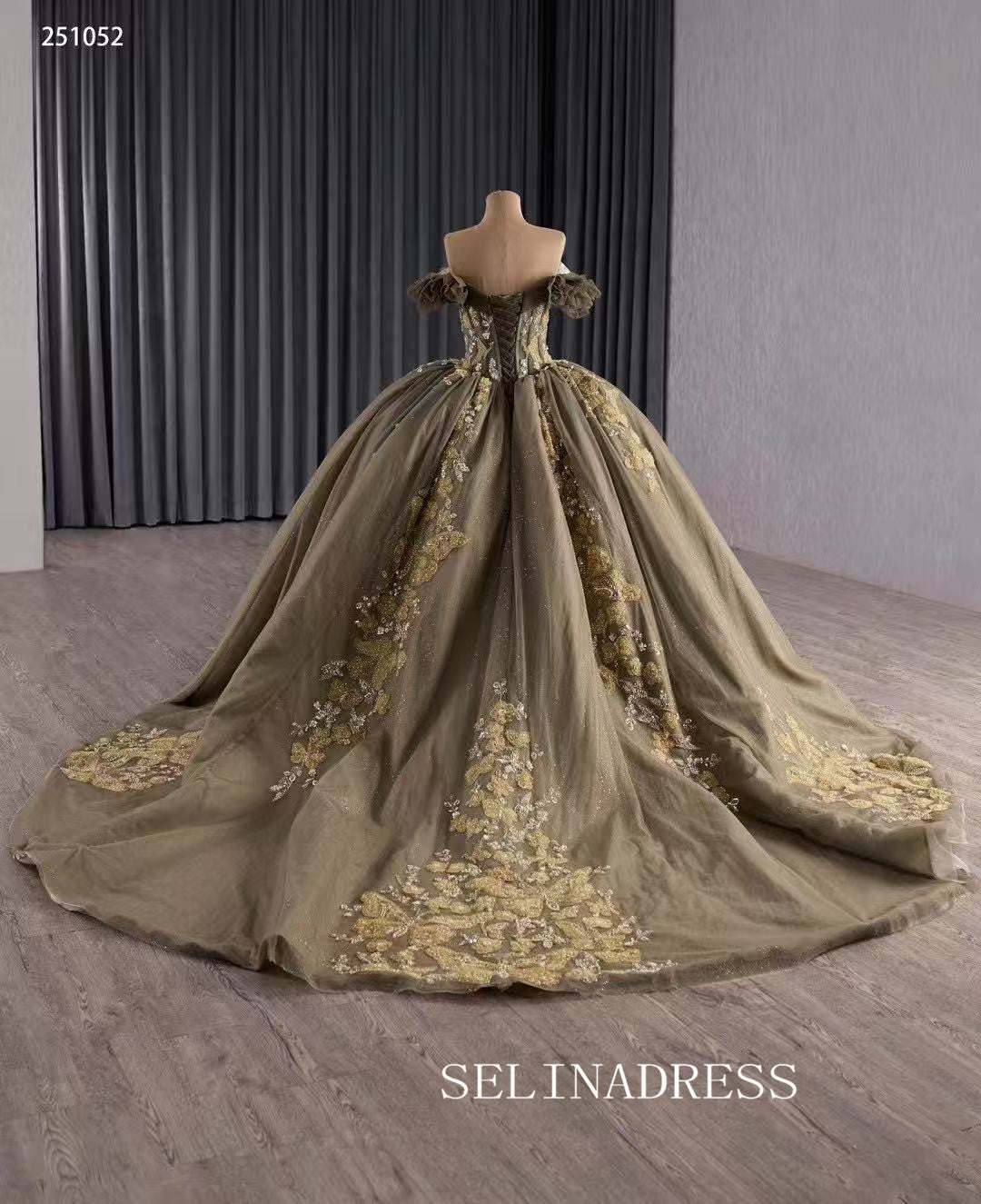Luxury Off-the-shoulder Ball Gown Floral Beaded Long Prom Dress Quincess Dress 251052|Selinadress