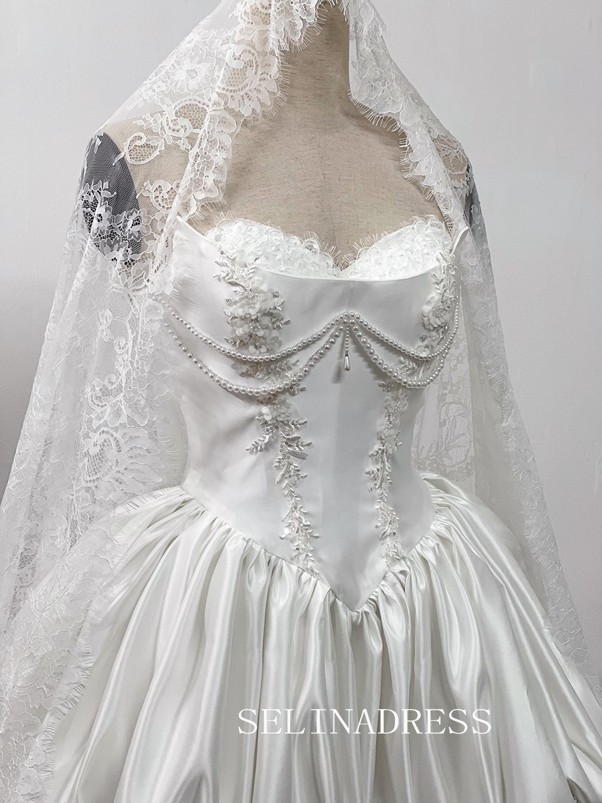Bubble Skirt Wedding Dress Mini Wedding Dress Bridal Dress with Short Lace Veil  # PHJ002