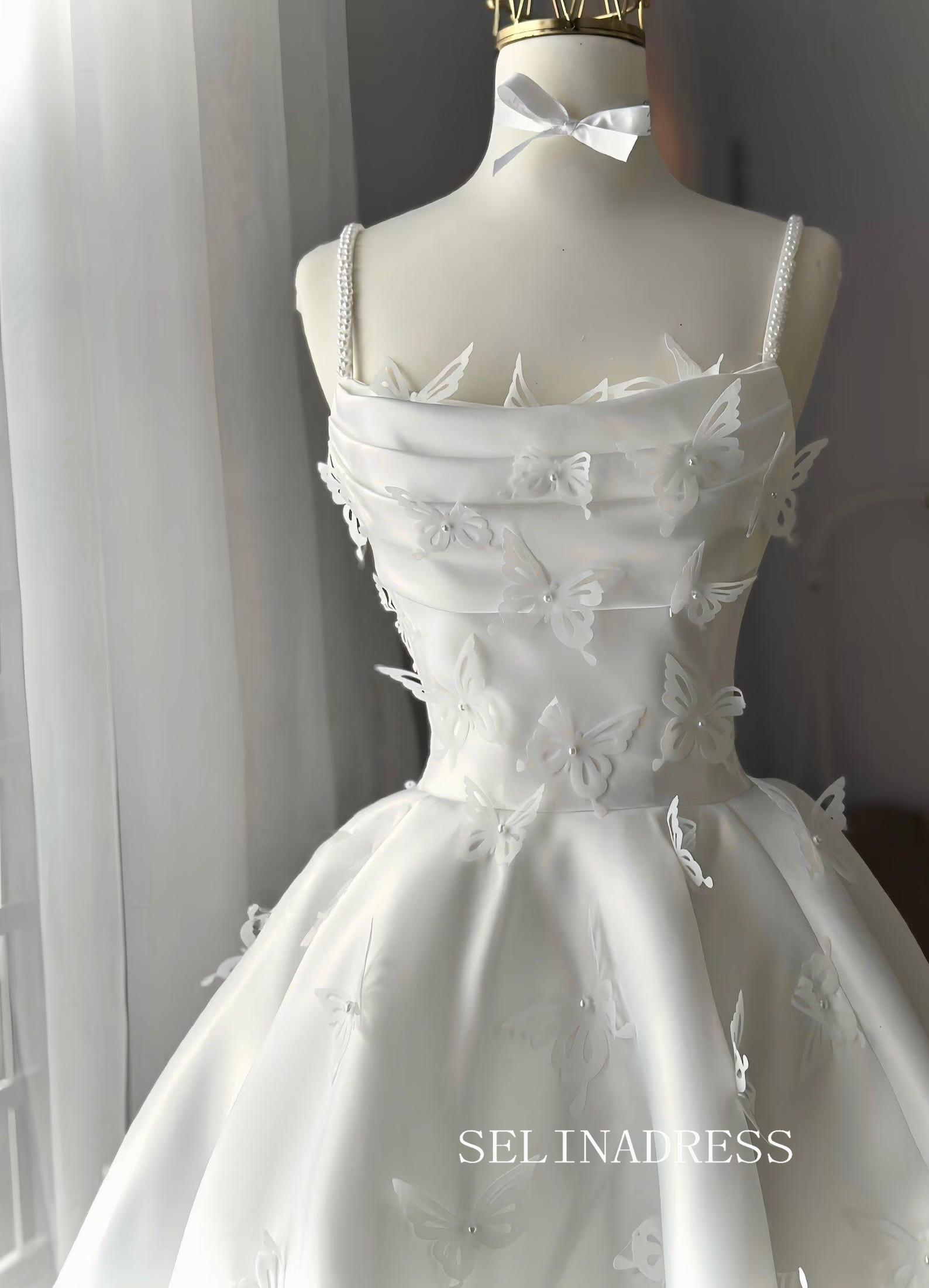 Butterfly Garden Mini Wedding Dress 3D Appliqué Pearl Straps PHJ011|Selinadress