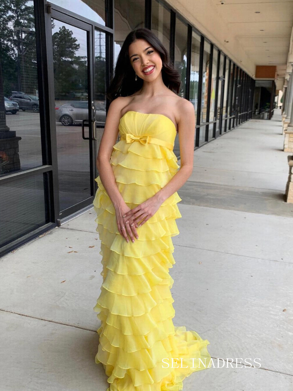 Sheath/Column Chiffon Yellow Tiered Long Prom Dresses Cheap Evening Dr SELINADRESS Sheath/Column Chiffon Yellow Tiered Long Prom Dresses Cheap Evening Dr SELINADRESS