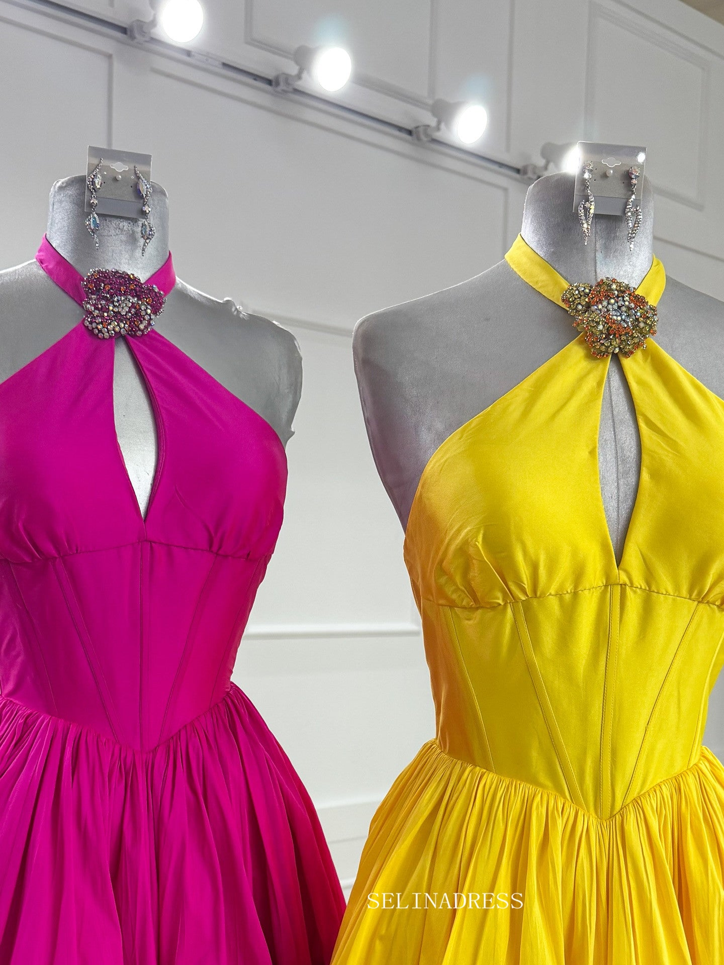 A-line Halter Short Homecoming Dresses Cute Hoco Dress #TKL618|Selinadress