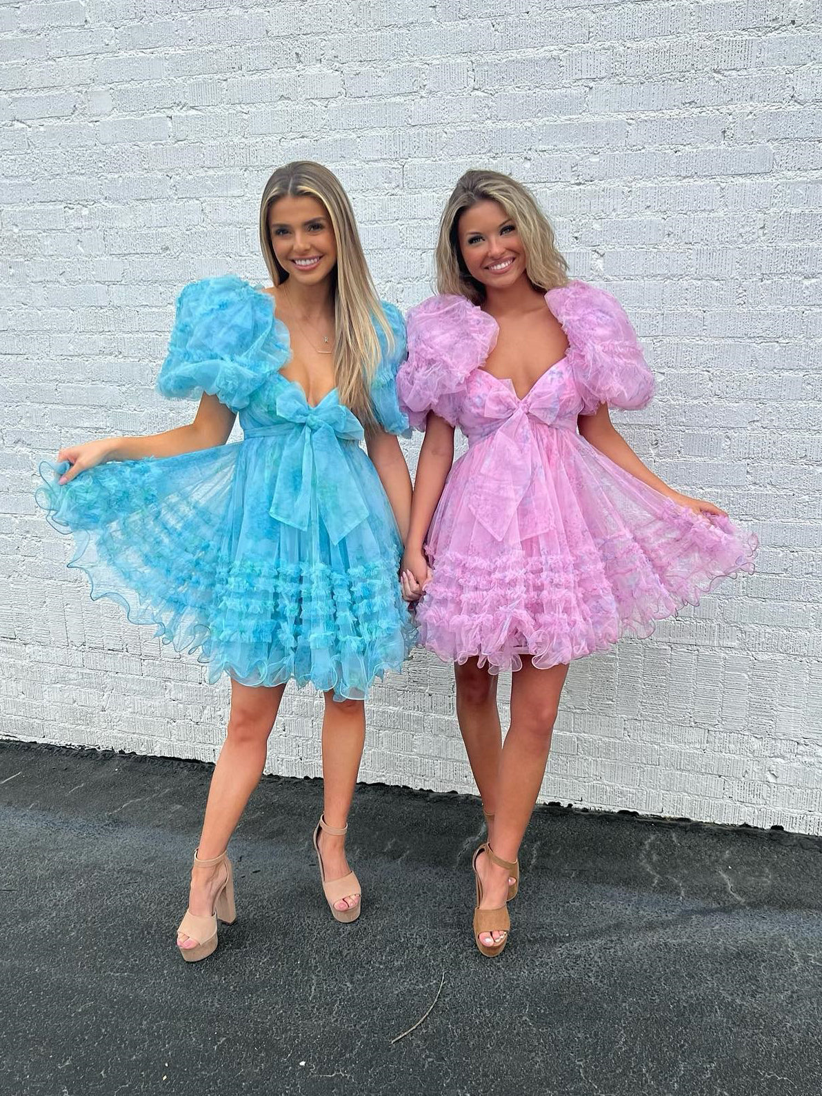 A-line Puff Sleeve Beautiful Short Prom Dress Tulle Homecoming Dress s – SELINADRESS A-line Puff Sleeve Beautiful Short Prom Dress Tulle Homecoming Dress s – SELINADRESS