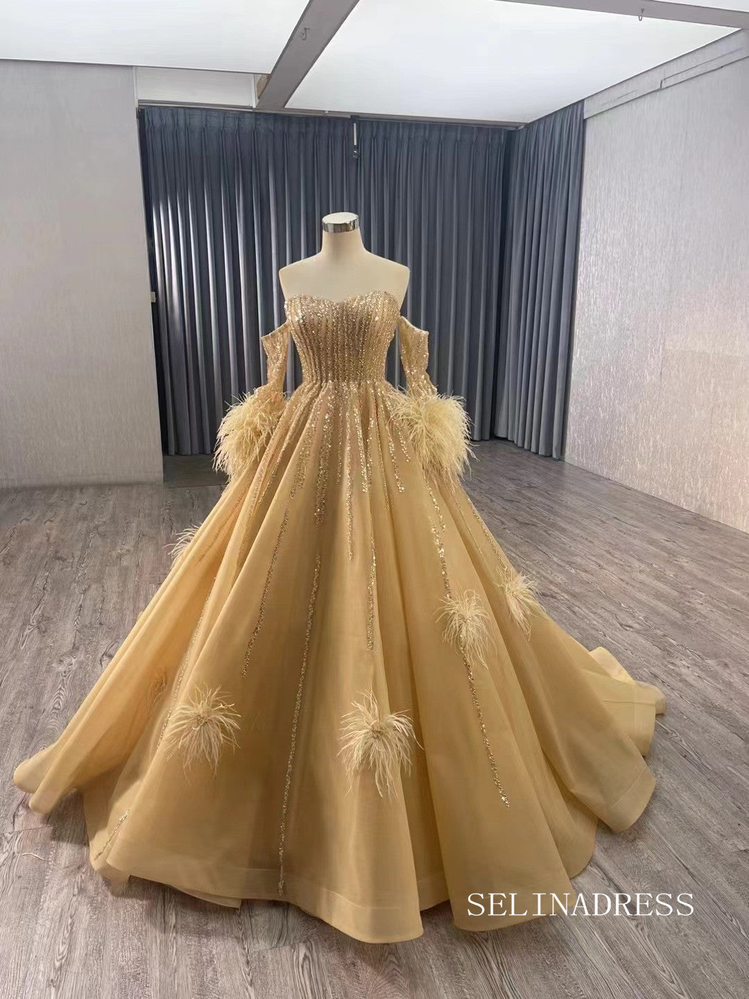 Champagne Beaded Feather Wedding Dress Removable Sleeve Quinceanera Dr SELINADRESS Champagne Beaded Feather Wedding Dress Removable Sleeve Quinceanera Dr SELINADRESS