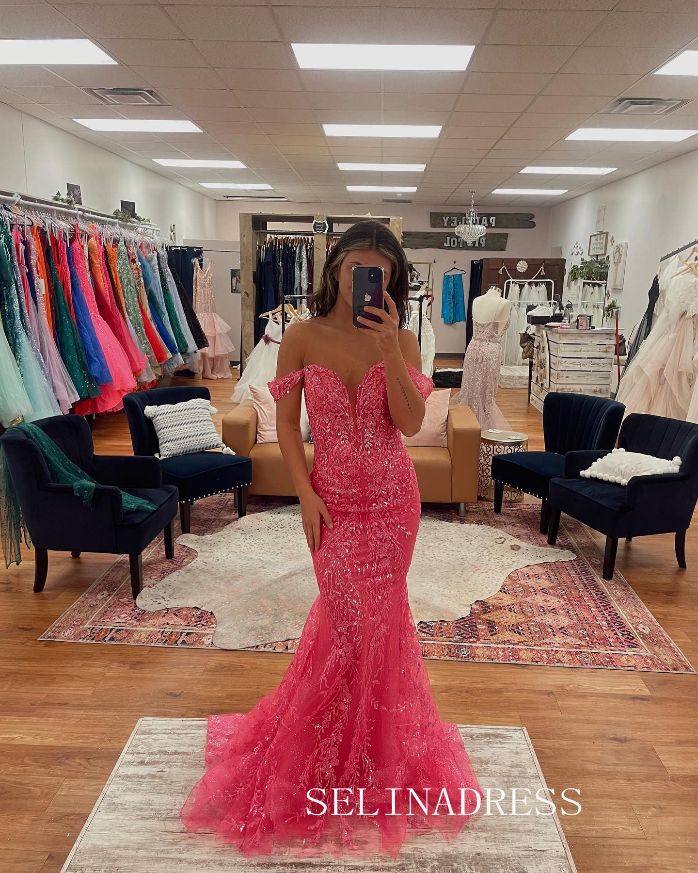 Chic Mermaid Off-the-shoulder Hot Pink Long Prom Dresses Elegant Formal Evening Gowns CRN032|Selinadress