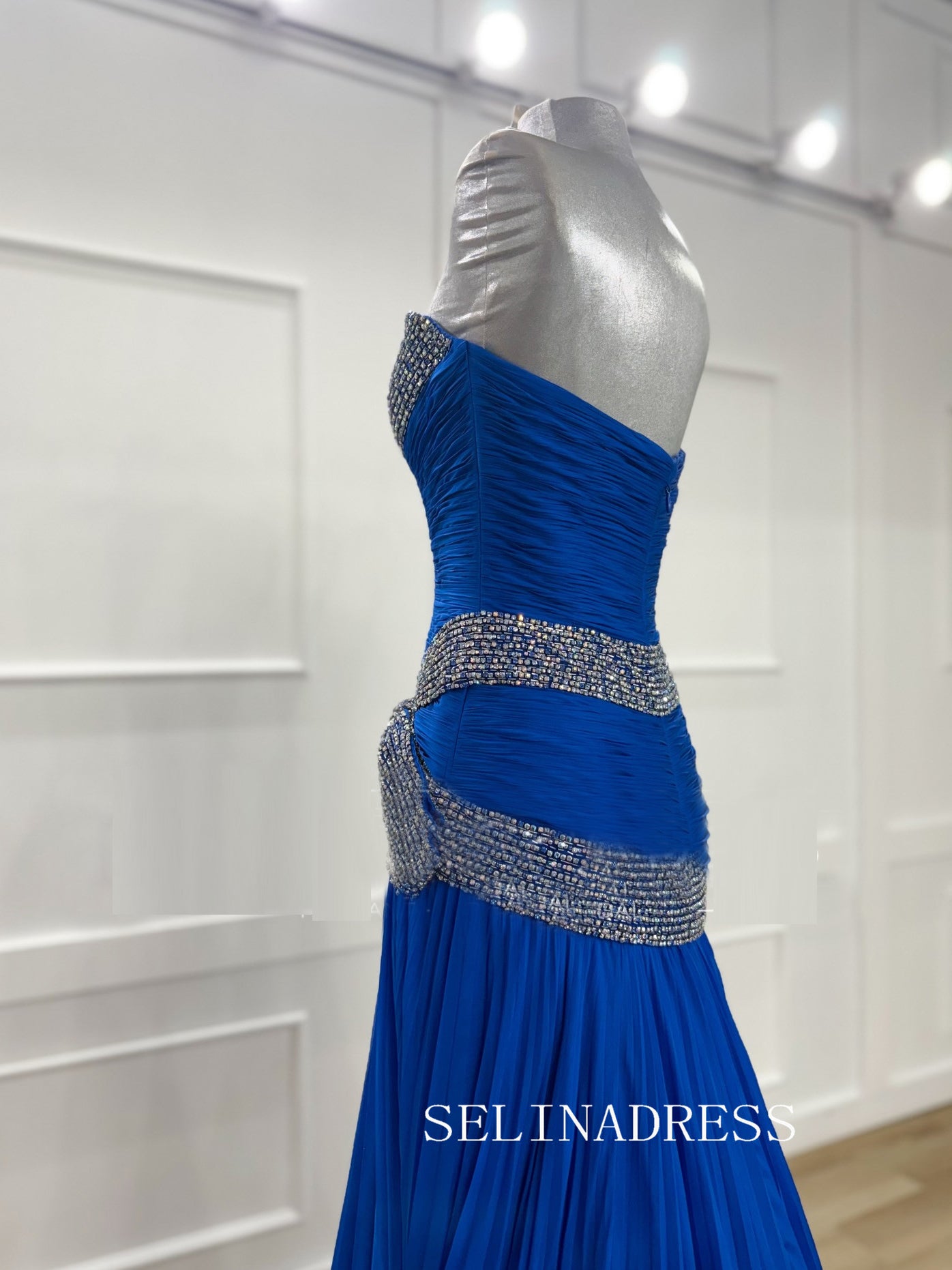 Chic Royal Blue Long Prom Dresses With Rhinestone Elegant Formal Evening Gowns SEA028|Selinadress