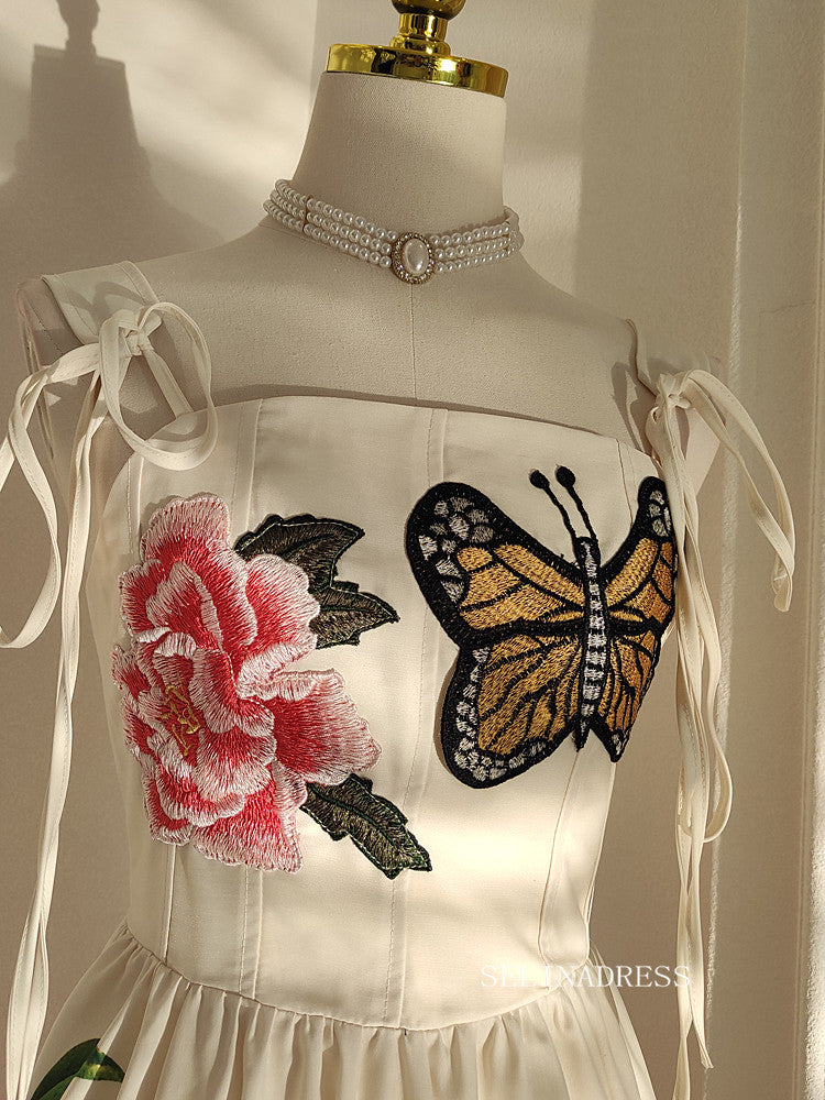 Chic Spaghetti Straps Short Prom Dress Beautiful Embroidery Homecoming SELINADRESS Chic Spaghetti Straps Short Prom Dress Beautiful Embroidery Homecoming SELINADRESS