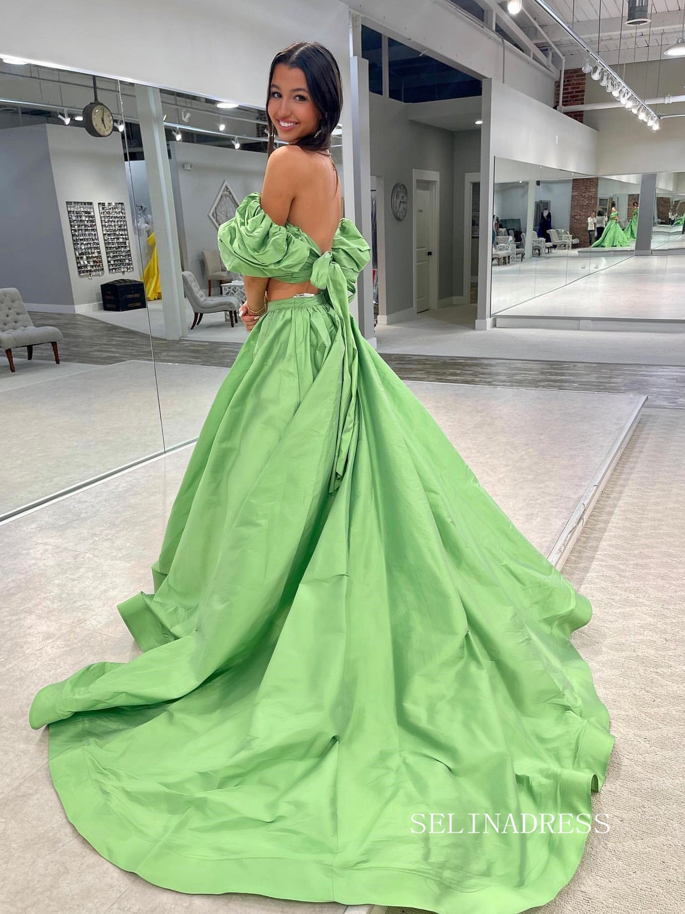 Chic Two Pieces Green Long Prom Dresses Elegant Puff Sleeve Cheap Even SELINADRESS Chic Two Pieces Green Long Prom Dresses Elegant Puff Sleeve Cheap Even SELINADRESS