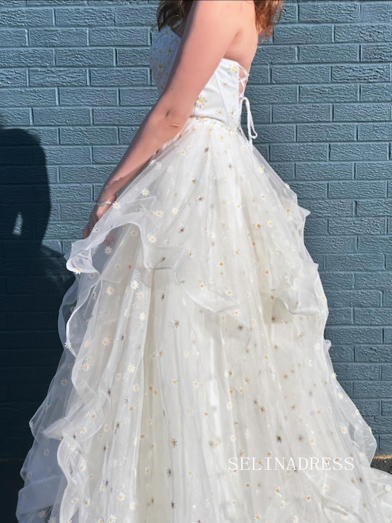 Elegant Strapless White Tulle Ball Gown Yellow Flower Wedding Gown Qui SELINADRESS Elegant Strapless White Tulle Ball Gown Yellow Flower Wedding Gown Qui SELINADRESS