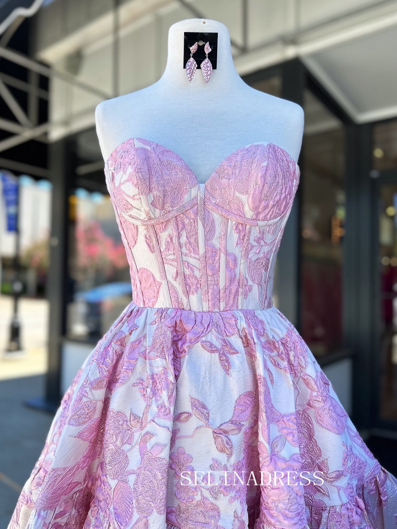 cute cocktail dresses A-LINE DRESS WITH FLORAL DETAILS CD9245 the fitted bodice is adorn with lovely lace Mini Homecoming Dress Cute Star
