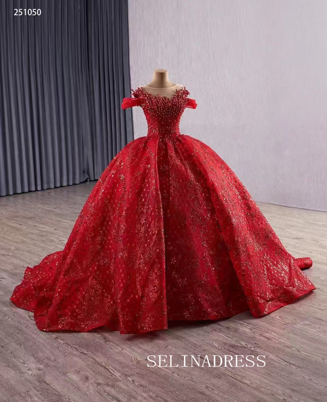 Luxury Bateau Red Ball Gown Lace Beaded Long Prom Dress Quincess Dress 251050|Selinadress