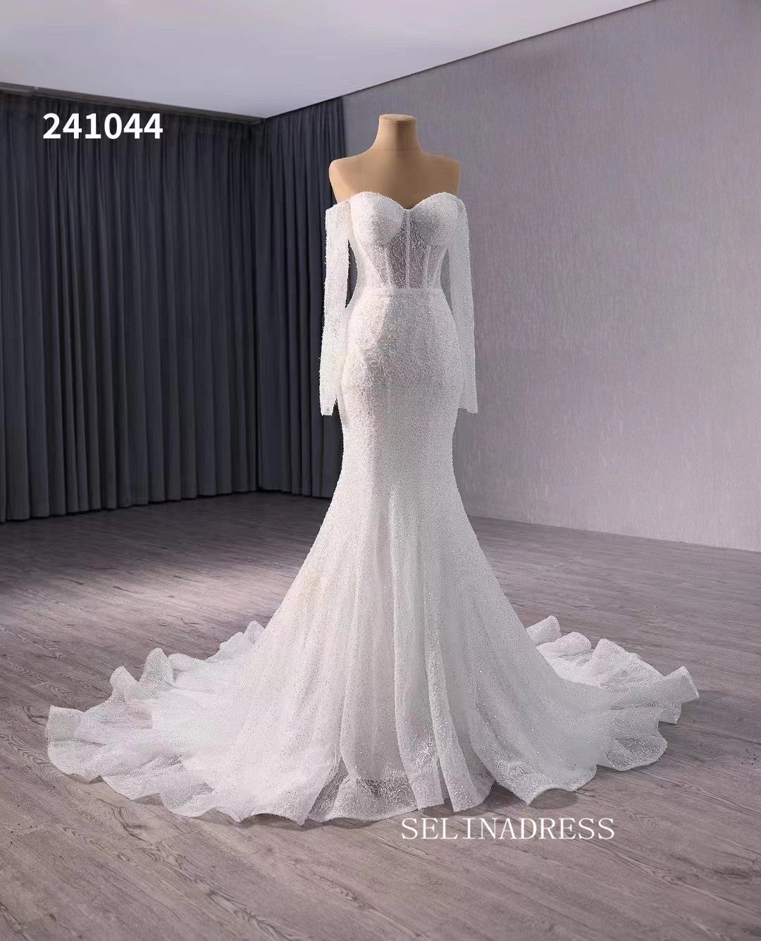 Luxury Beaded Wedding Dress White Long Sleeve Bridal Gowns 241044 Luxury Beaded Wedding Dress White Long Sleeve Bridal Gowns 241044