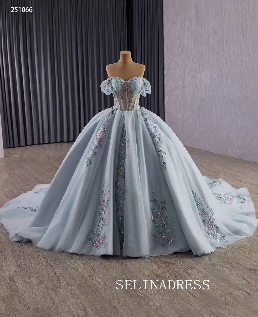 Luxury Off-the-shoulder Mint Green Ball Gown With Floral Lace Long Prom Dress Quincess Dress 251066|Selinadress