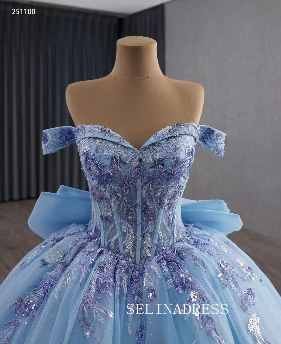 Luxury Off-the-shouler Blue Ball Gown With Long Sleeve Prom Dress Quincess Dress 251100|Selinadress