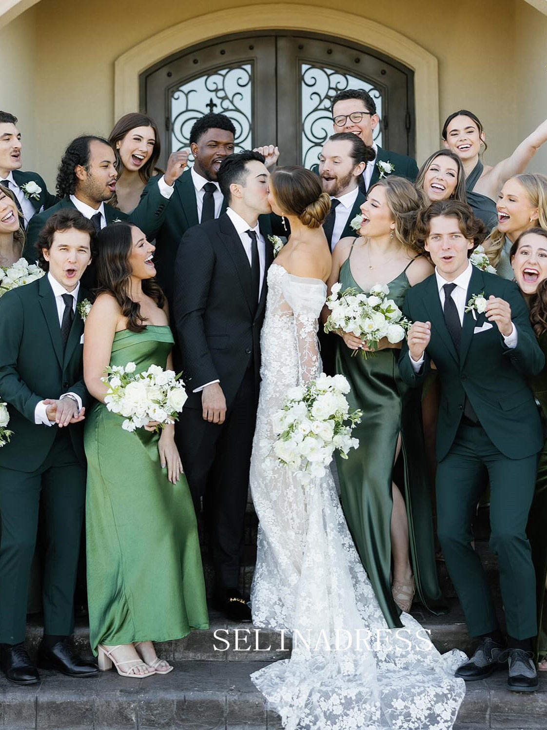 Mermaid Long Sleeve Wedding Dresses Gorgeous Lace Bridal Gown EVW001|Selinadress