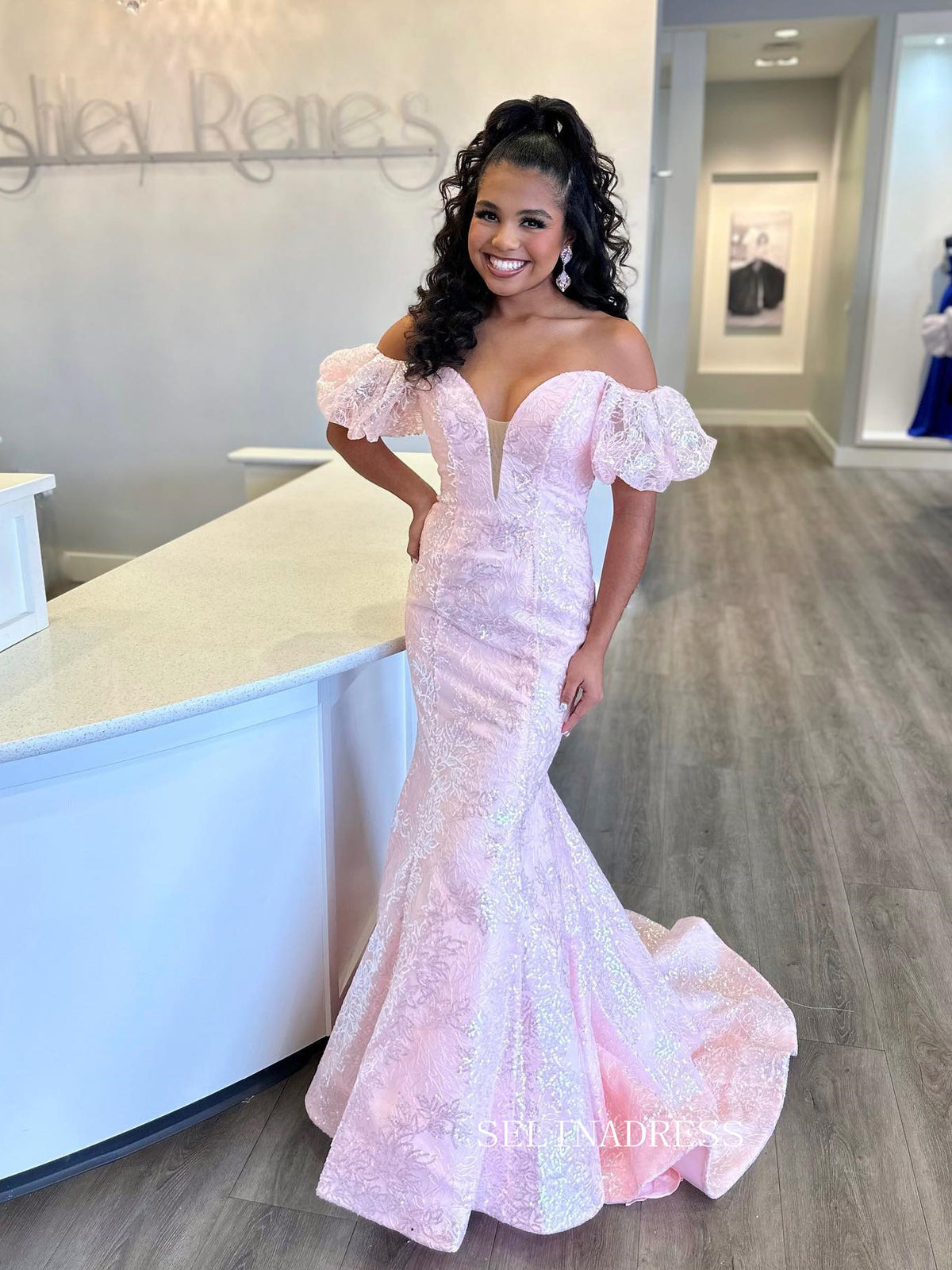 Mermaid Off-the-shoulder Elegant Pink Long Prom Dresses Lace Evening G SELINADRESS Mermaid Off-the-shoulder Elegant Pink Long Prom Dresses Lace Evening G SELINADRESS