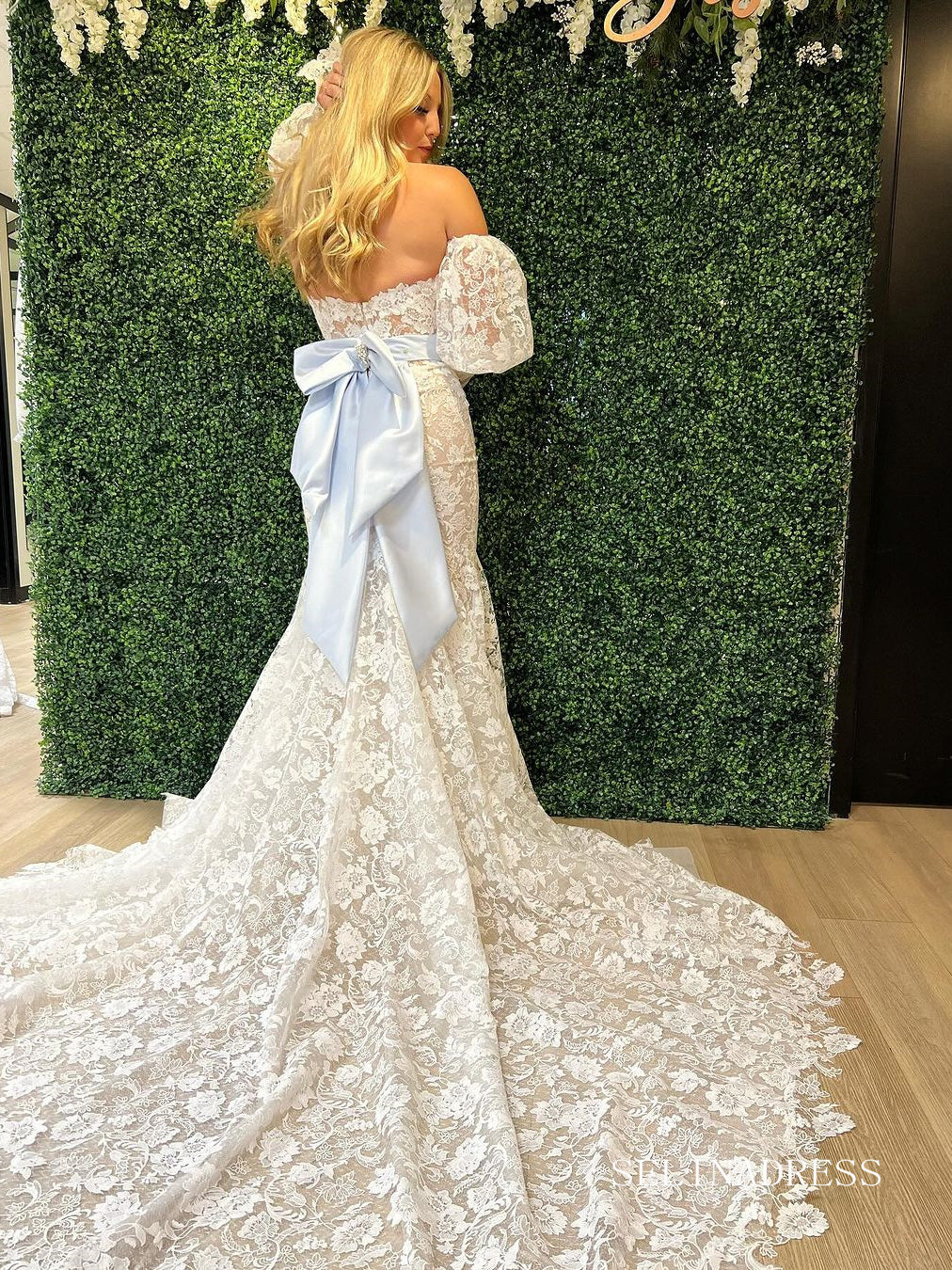 Mermaid Puff Sleeve Lace Bow Tie Wedding Dress Bridal Gowns lps005 Mermaid Puff Sleeve Lace Bow Tie Wedding Dress Bridal Gowns lps005