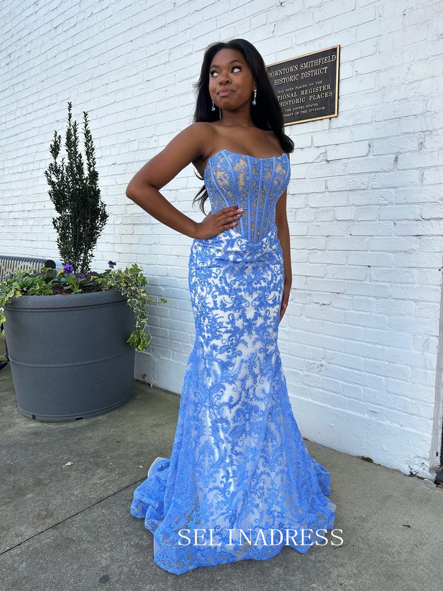 prom dresses united states Mermaid Strapless Lace Prom Dresses Elegant Evening Dresses SEA306 – SELINADRESS