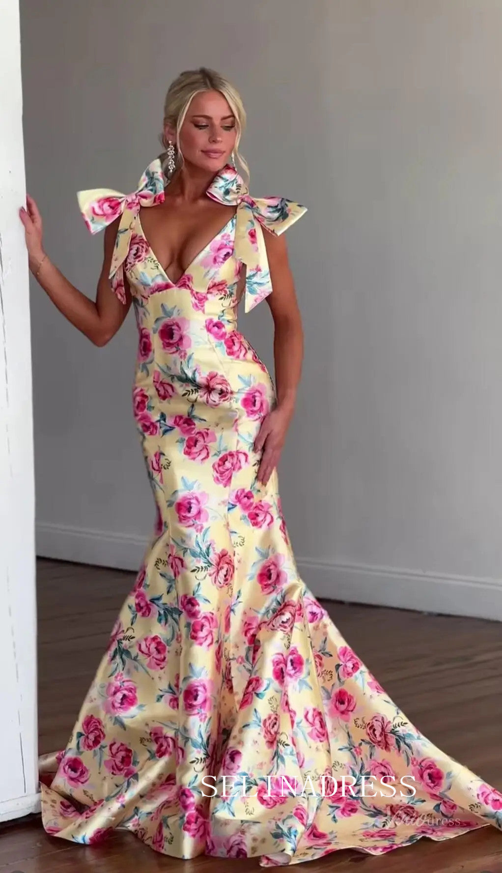 Mermaid V neck Long Prom Dresses With Floral Evening Dresses SEA061|Selinadress