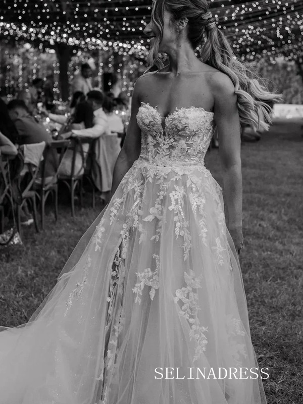 Off-the-shoulder Appliqued Beach Wedding Dress Rustic Lace Bridal Gown SELINADRESS Off-the-shoulder Appliqued Beach Wedding Dress Rustic Lace Bridal Gown SELINADRESS