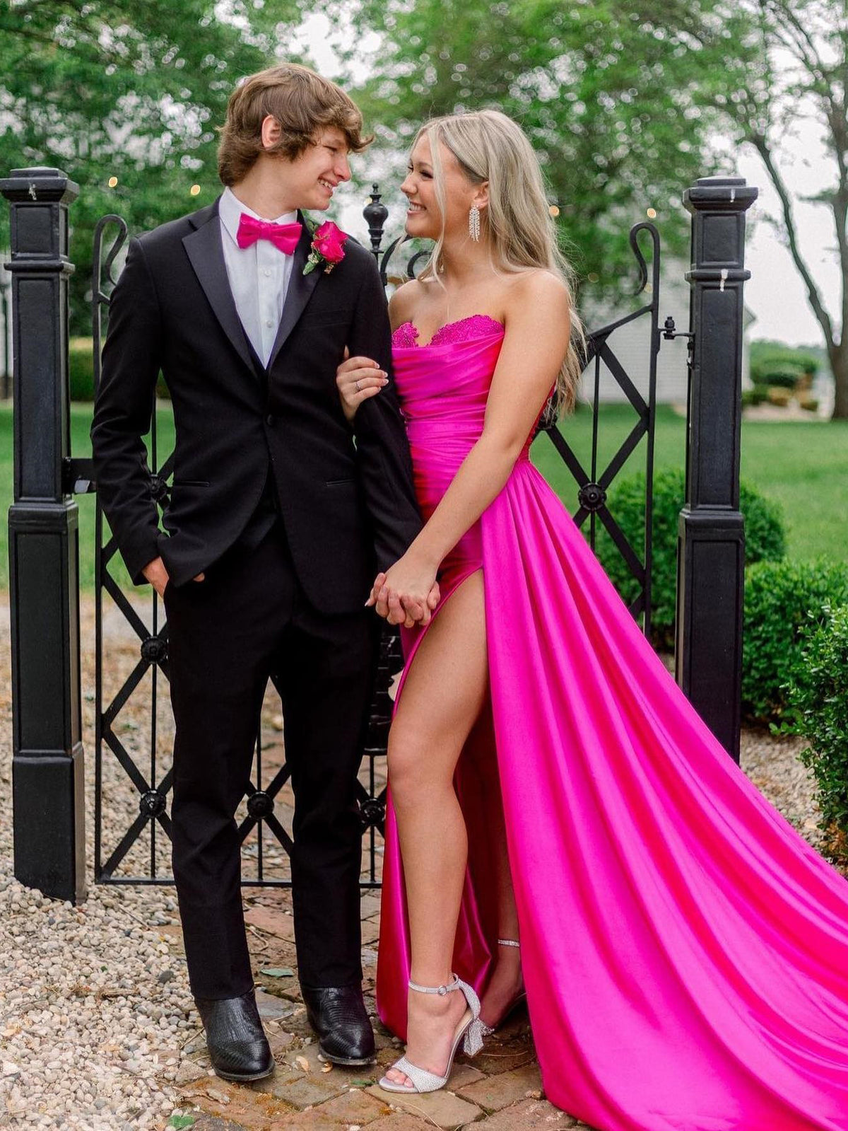 Sheath/Column Sweetheart Fuchsia Long Prom Dress Elegant Evening Gowns SLD003 Sheath/Column Sweetheart Fuchsia Long Prom Dress Elegant Evening Gowns SLD003