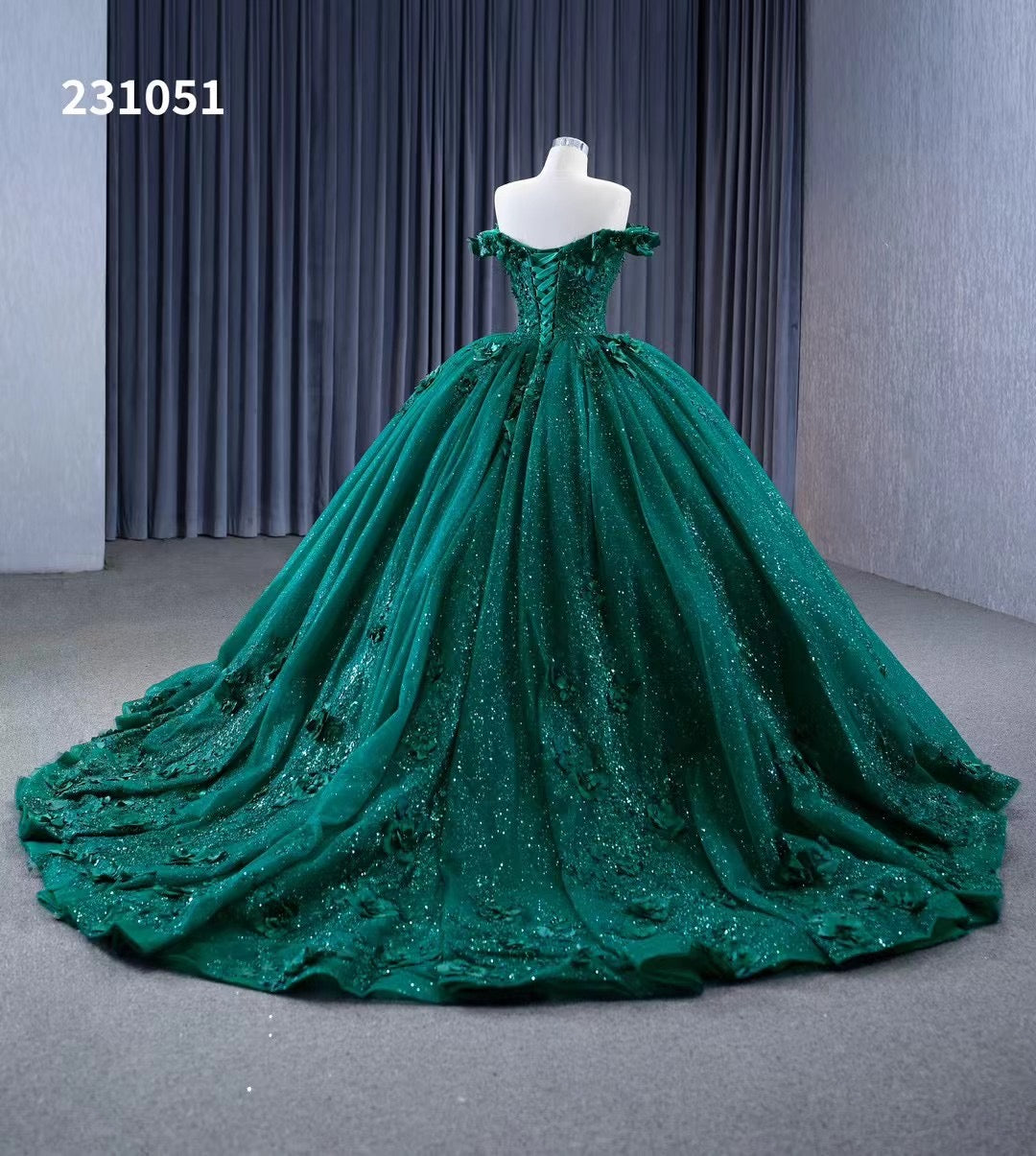 Sparkly Green Ball Gowns Off-the-shoulder Sweet 16 Ball Gown Tiered Qu SELINADRESS Sparkly Green Ball Gowns Off-the-shoulder Sweet 16 Ball Gown Tiered Qu SELINADRESS