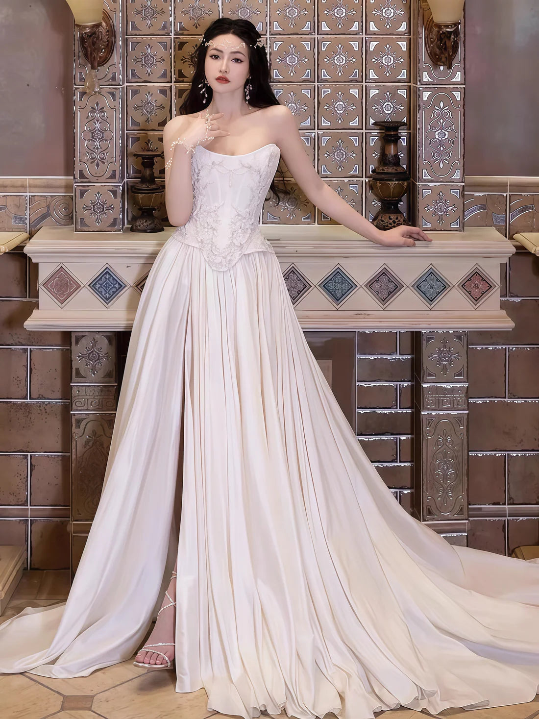 Strapless A-line Satin Wedding Dresses Lace Rustic Bridal Gowns CBA031|Selinadress