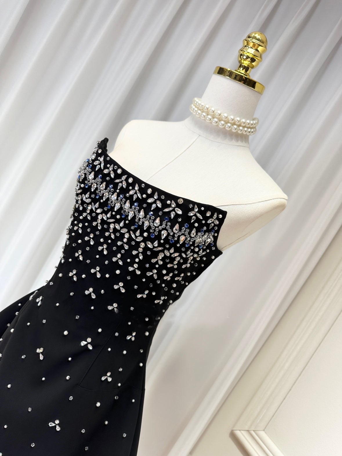Strapless Black Short Prom Dress Elegant Satin Homecoming Dresses #lko SELINADRESS Strapless Black Short Prom Dress Elegant Satin Homecoming Dresses #lko SELINADRESS