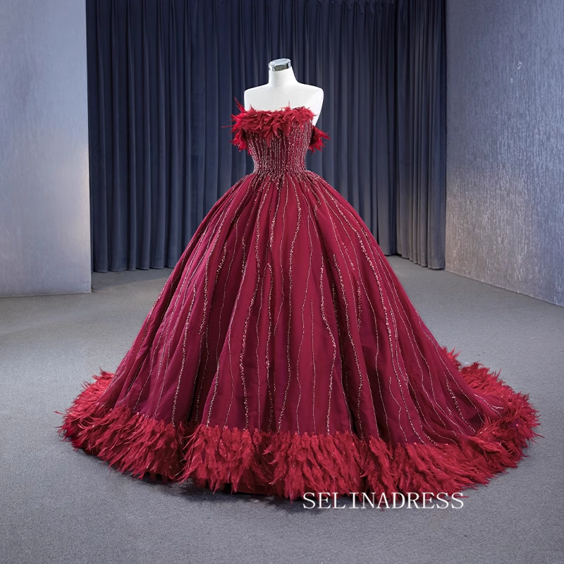 Strapless Burgundy Ball Gown Wedding Dress With Feather Beaded Quincea SELINADRESS Strapless Burgundy Ball Gown Wedding Dress With Feather Beaded Quincea SELINADRESS