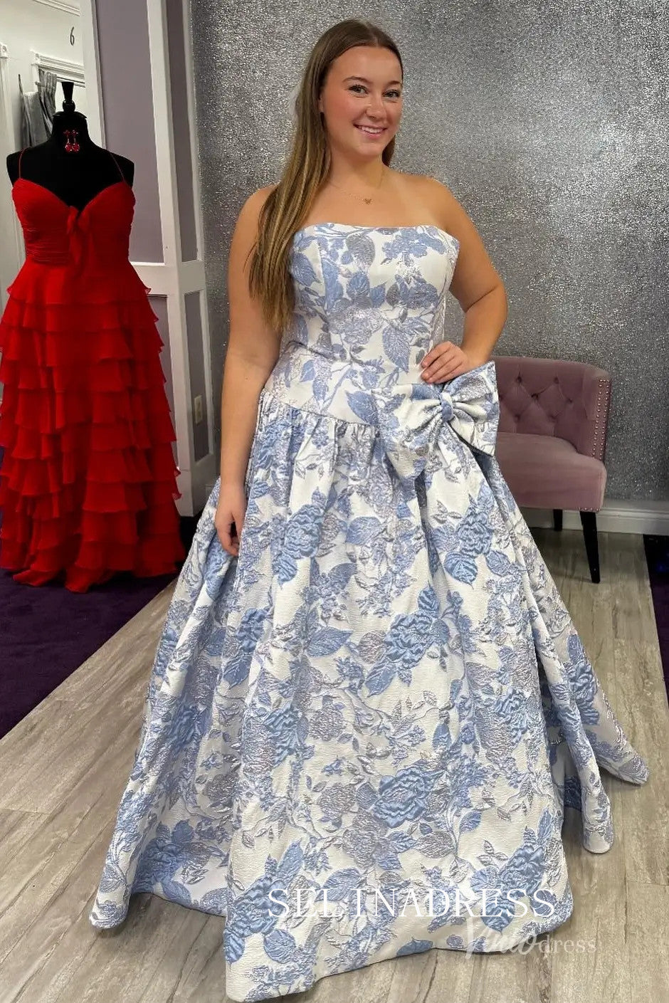 Strapless Floral Jacquard Ball Gown Prom Dress with Oversized Side Bow – SELINADRESS Strapless Floral Jacquard Ball Gown Prom Dress with Oversized Side Bow – SELINADRESS