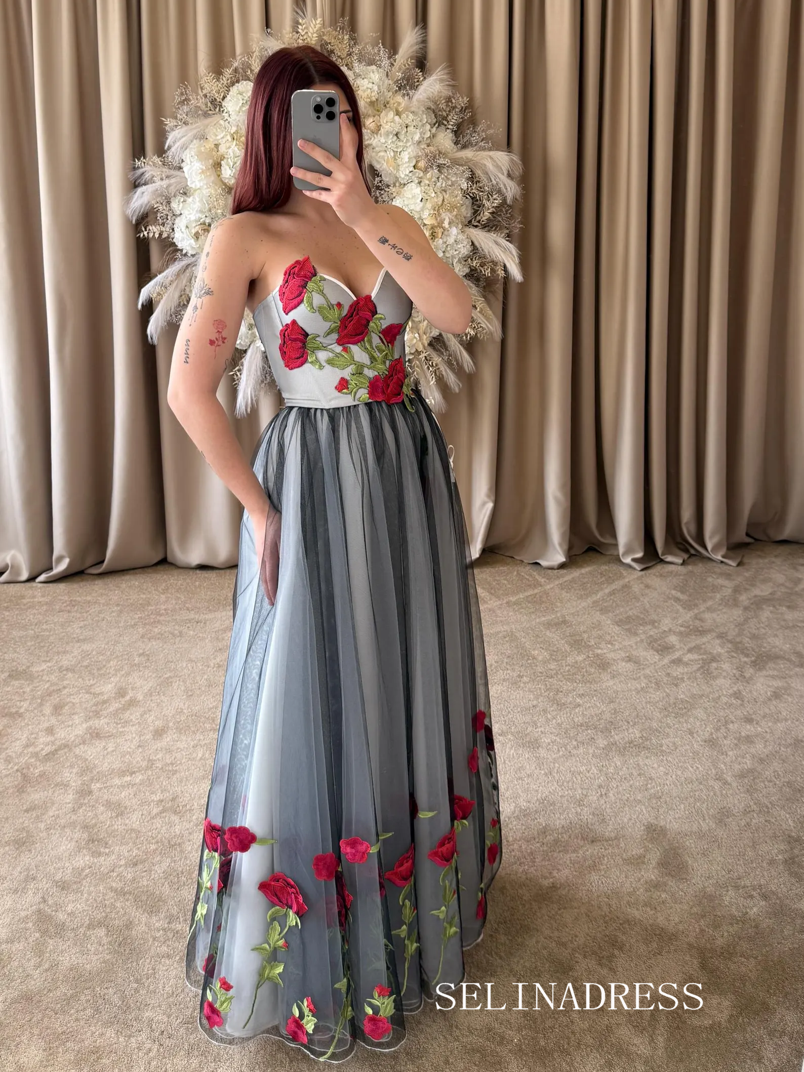 Wednesday Rose Embroidered Wedding Dress Black Tulle Overlay Romantic Floral Corset Gown TKL812|Selinadress