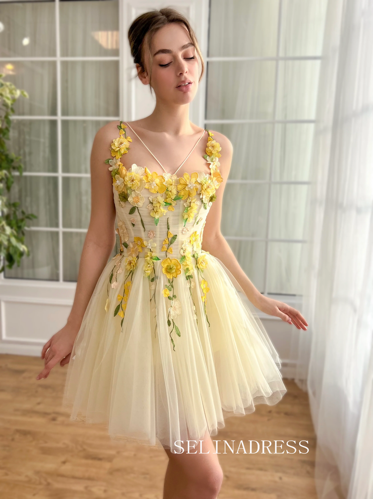 Yellow Short Homecoming Dress Tulle Short Prom Dresses Princess Gowns SELINADRESS Yellow Short Homecoming Dress Tulle Short Prom Dresses Princess Gowns SELINADRESS