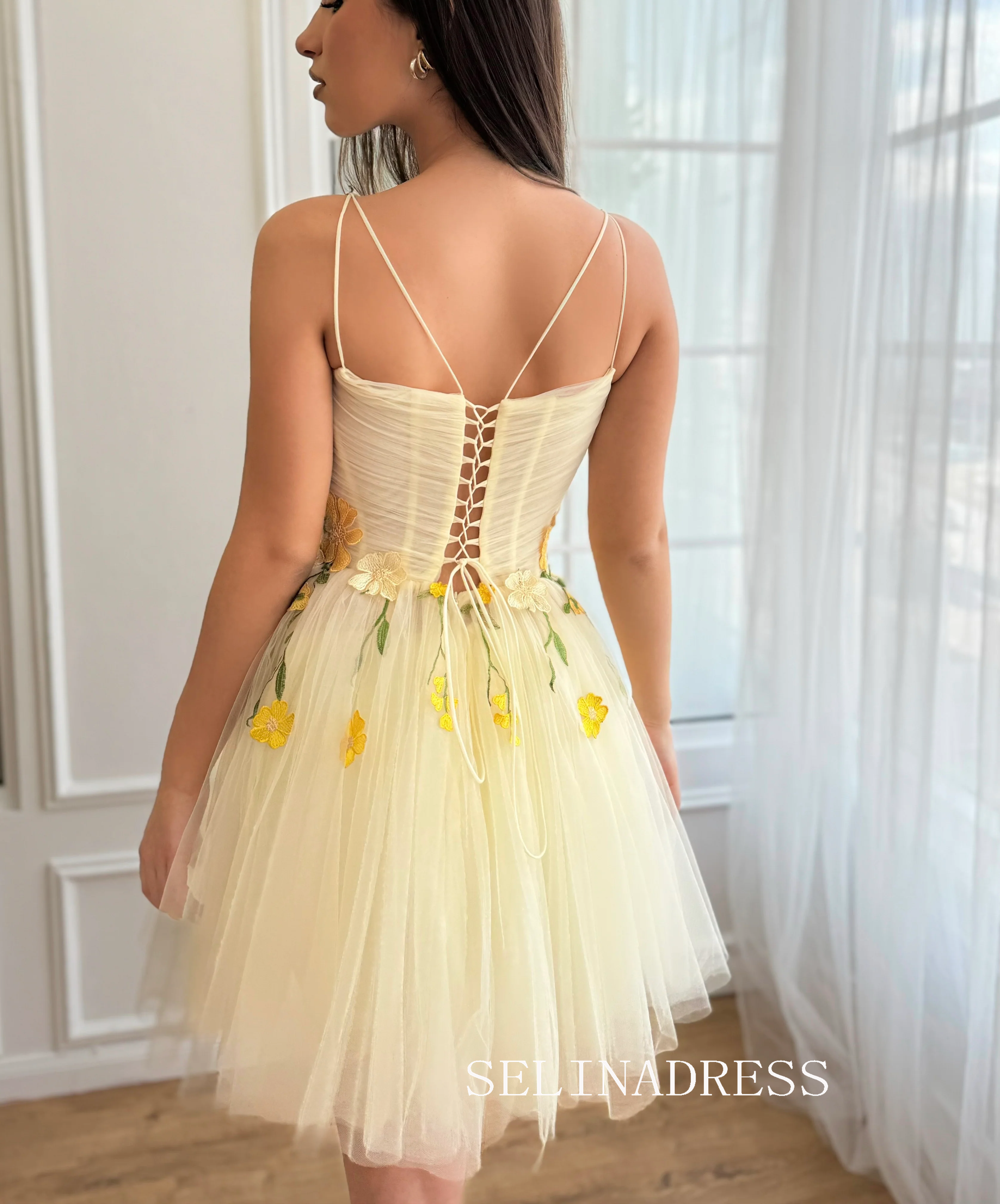 Yellow Short Homecoming Dress Tulle Short Prom Dresses Princess Gowns SELINADRESS Yellow Short Homecoming Dress Tulle Short Prom Dresses Princess Gowns SELINADRESS