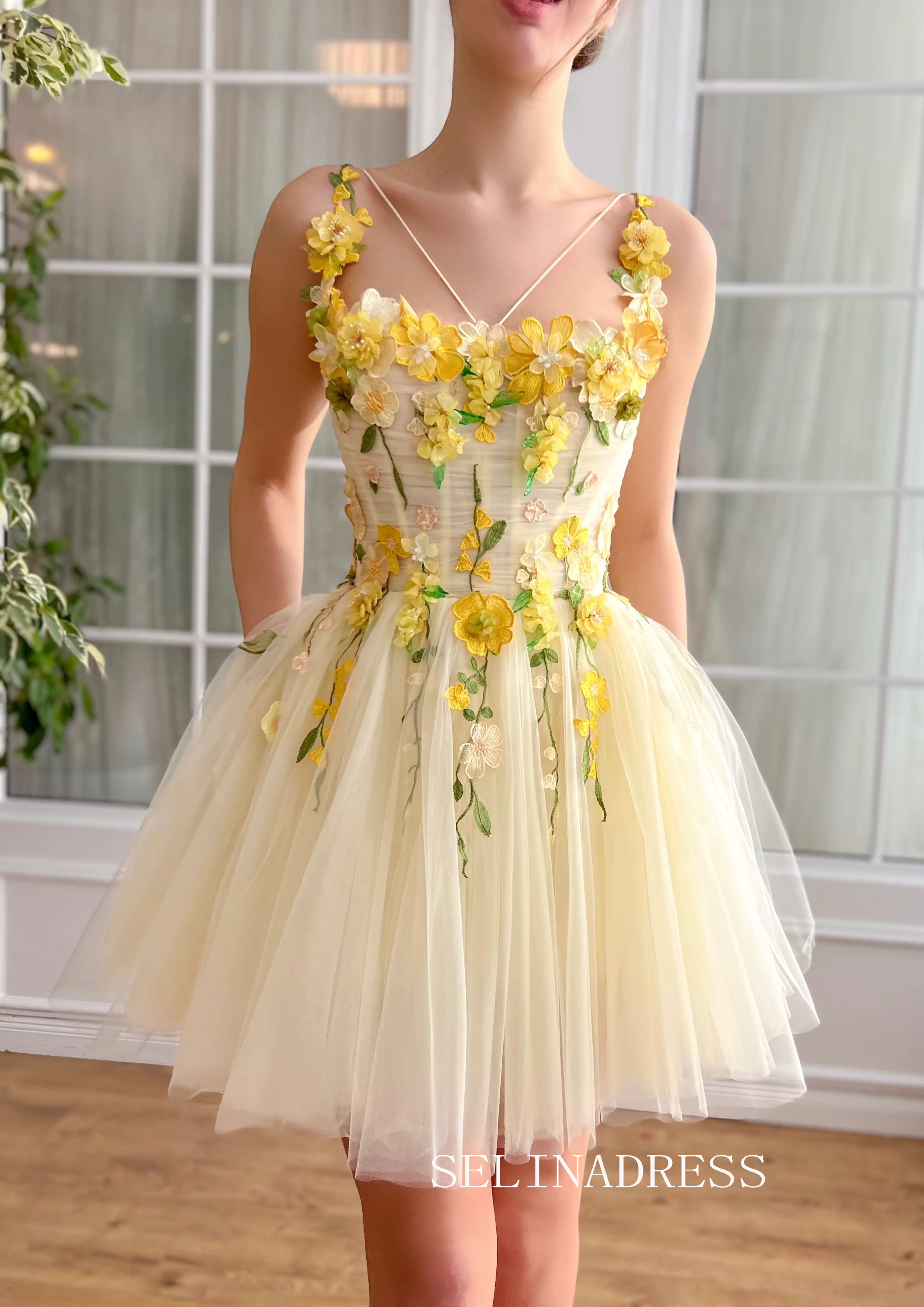 Yellow Short Homecoming Dress Tulle Short Prom Dresses Princess Gowns SELINADRESS Yellow Short Homecoming Dress Tulle Short Prom Dresses Princess Gowns SELINADRESS