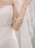 Cheap Two Tier Lace Appliques Edge Cathedral Veil Long Wedding Veils V27
