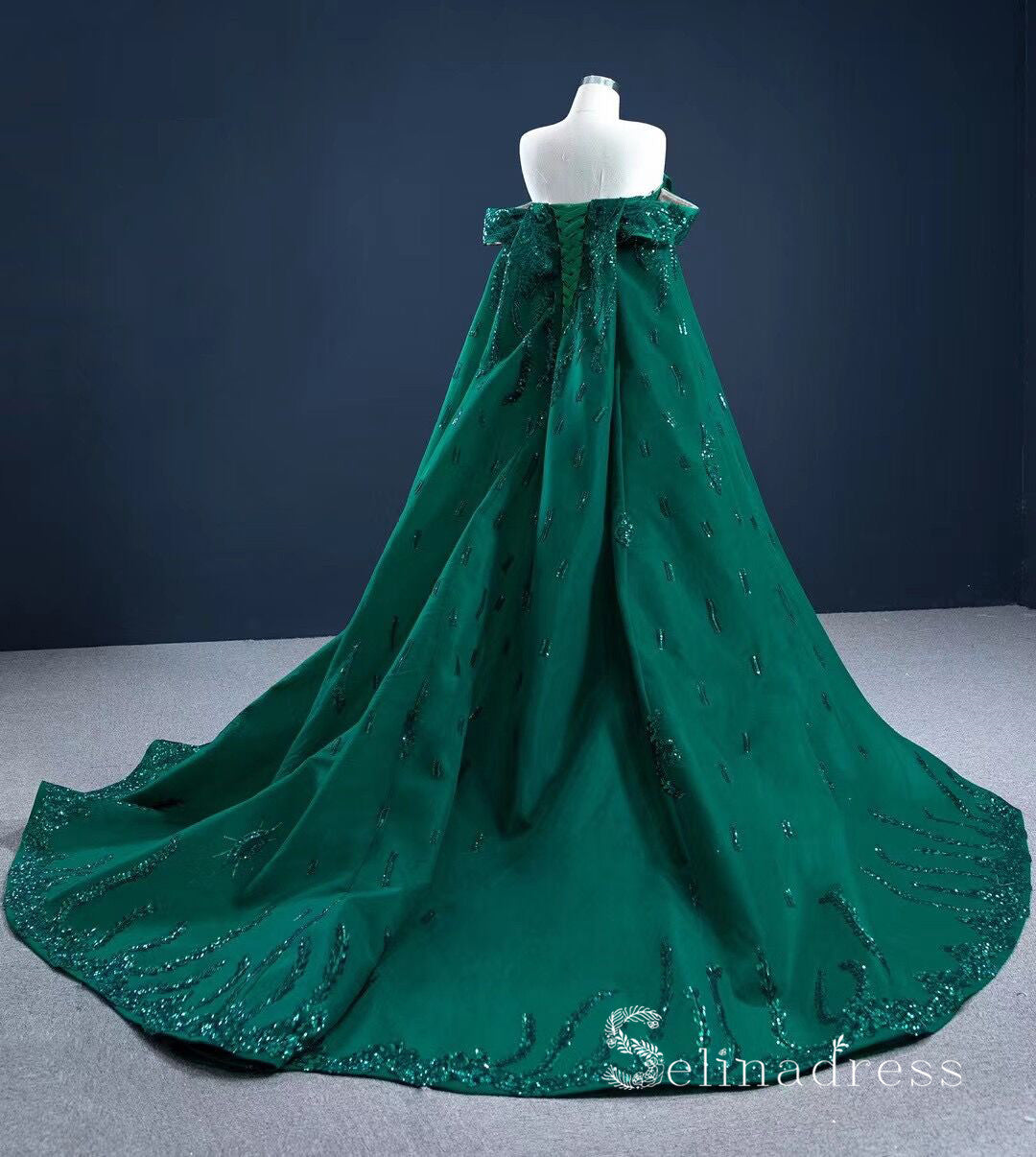 Haute Couture Off-the-shoulder Green Long Prom Dresses Beaded Pageant SELINADRESS Haute Couture Off-the-shoulder Green Long Prom Dresses Beaded Pageant SELINADRESS