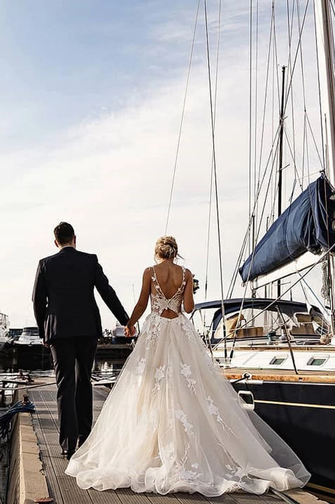 A Line Floral Appliques Beach Wedding Dresses Backless Tulle Wedding G SELINADRESS A Line Floral Appliques Beach Wedding Dresses Backless Tulle Wedding G SELINADRESS