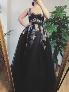A-line Black Beautiful Long Prom Dresses Tulle Applique Evening Dress SED522