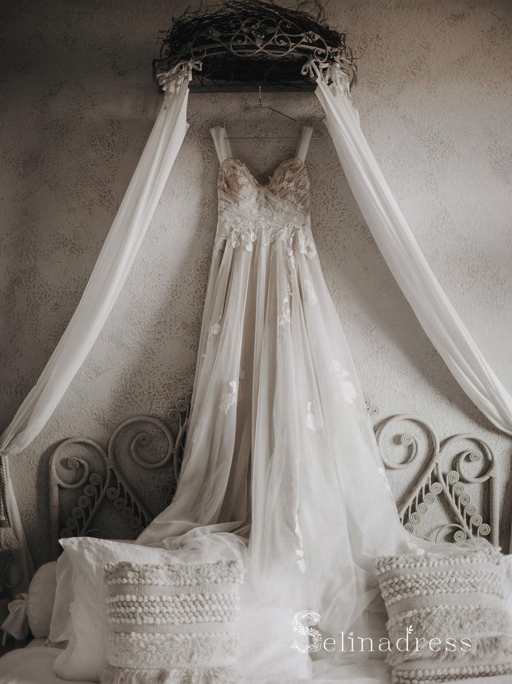 A-line Off-the-shoulder Lace Applique Backless Wedding Dresses Bridal SELINADRESS A-line Off-the-shoulder Lace Applique Backless Wedding Dresses Bridal SELINADRESS